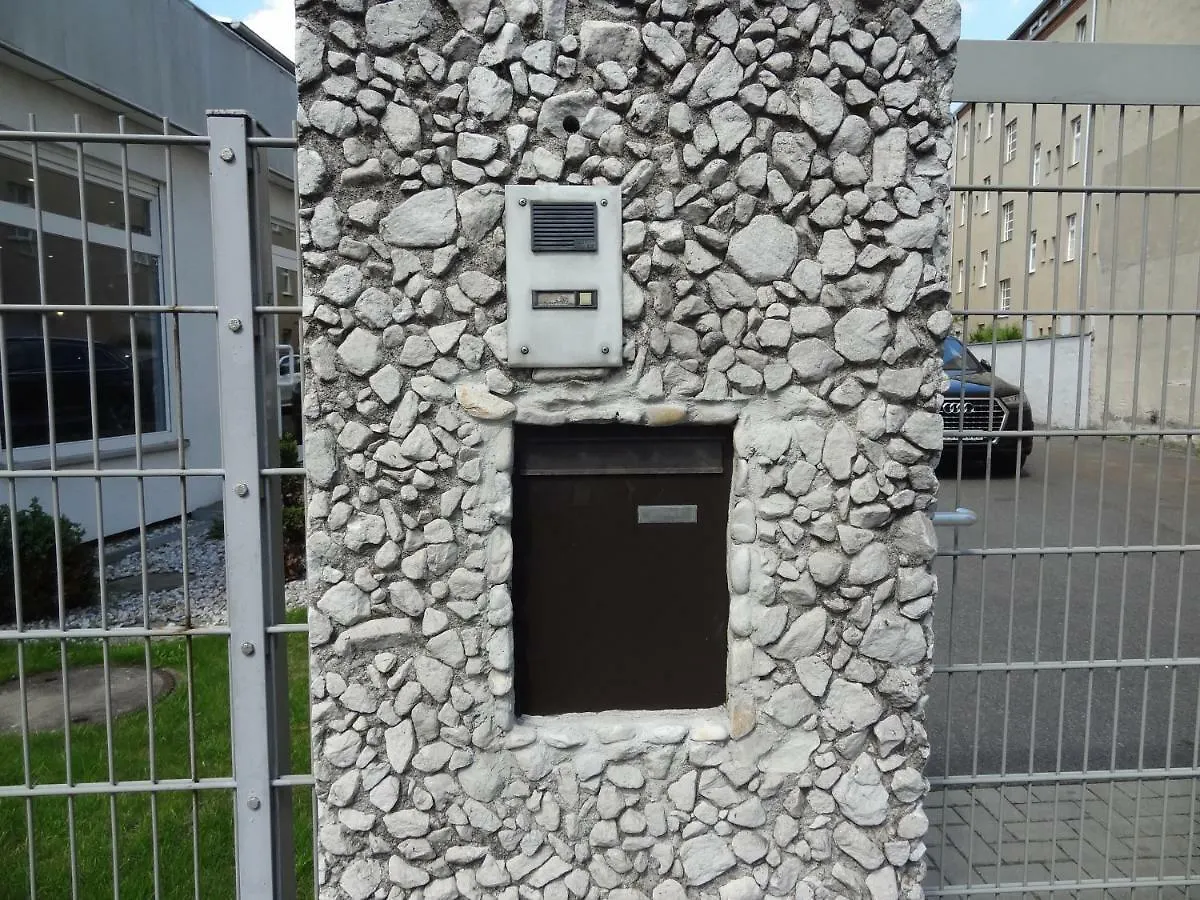 Privatunterkunft Zimmervermietung Dejan Berlin